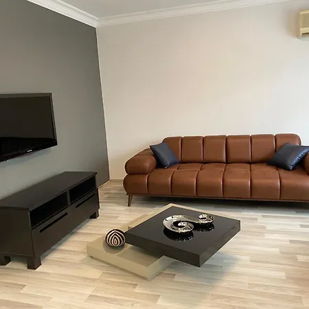 Your Comfortable With Sea View In Alsancak *